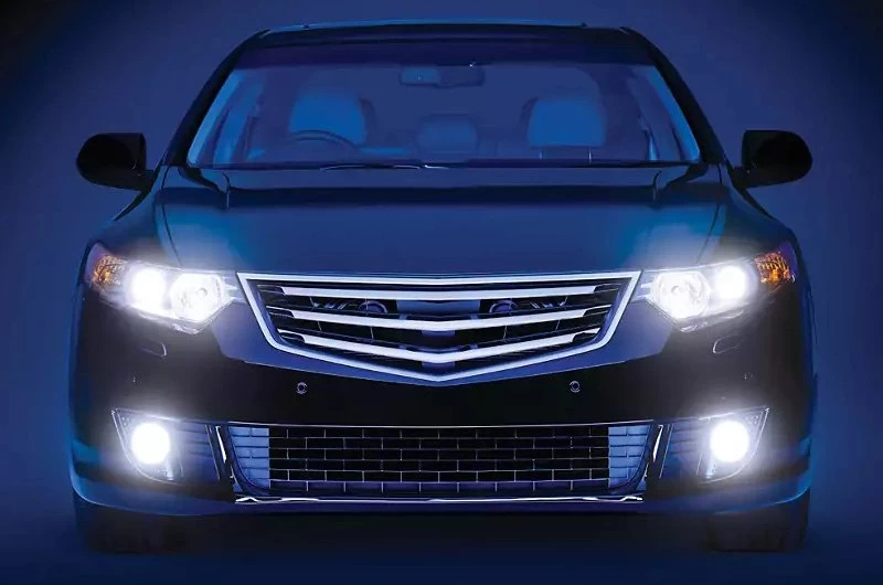 Philips® - H8 / H11 / H16 X-tremeUltinon LED Conversion Kit